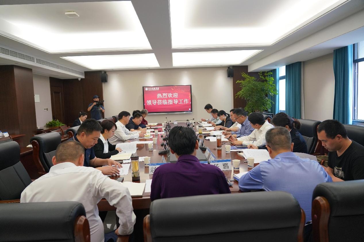 十堰市人大常委会副主任卢熹昌一行莅临我?？谷瞬帕粞呋匮吖ぷ鞯餮? />
									</a>
								</div>
								<div   id=